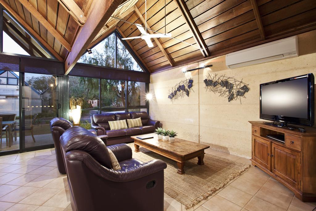 Whalers Cove Villas Дънсбъро Екстериор снимка