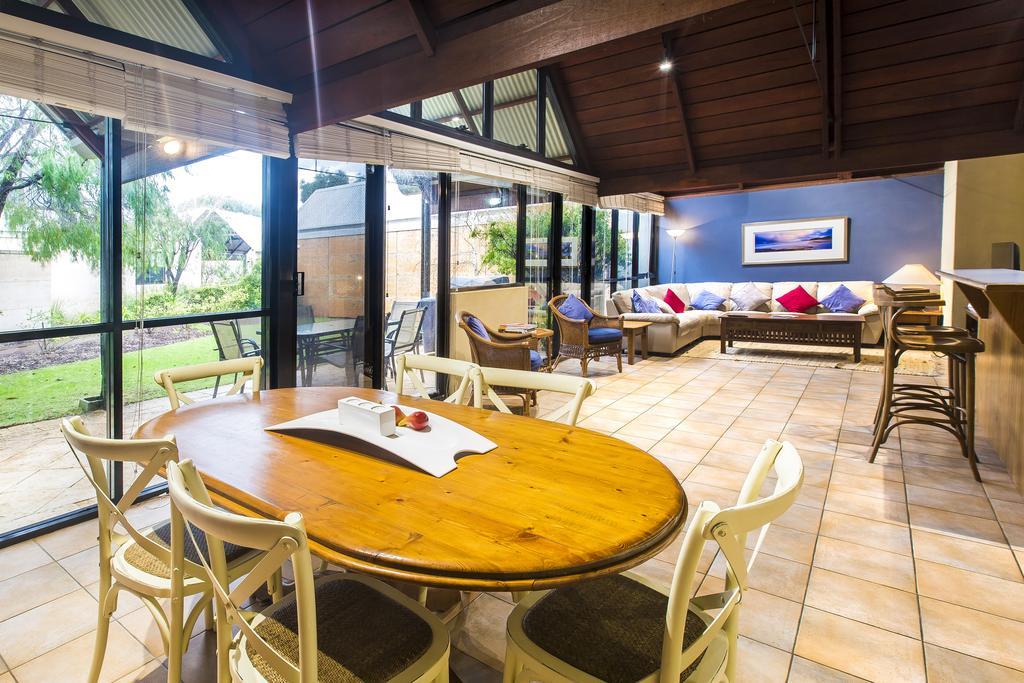 Whalers Cove Villas Дънсбъро Стая снимка