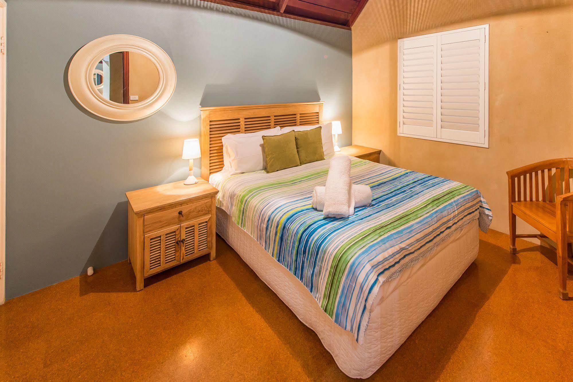 Whalers Cove Villas Дънсбъро Екстериор снимка